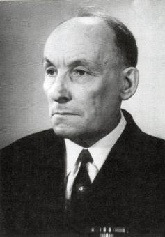 Амосов Леонид Николаевич